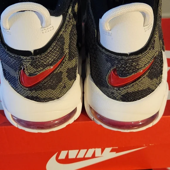 Nike Uptempo - Picture 2 of 12